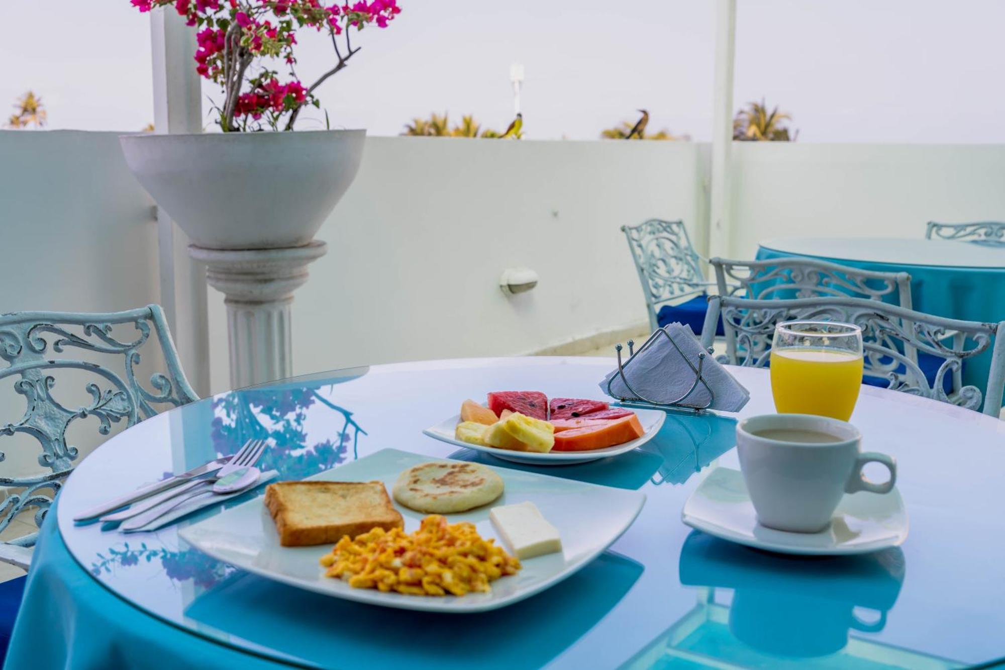 Hotel Coral Reef Cartagena Екстер'єр фото