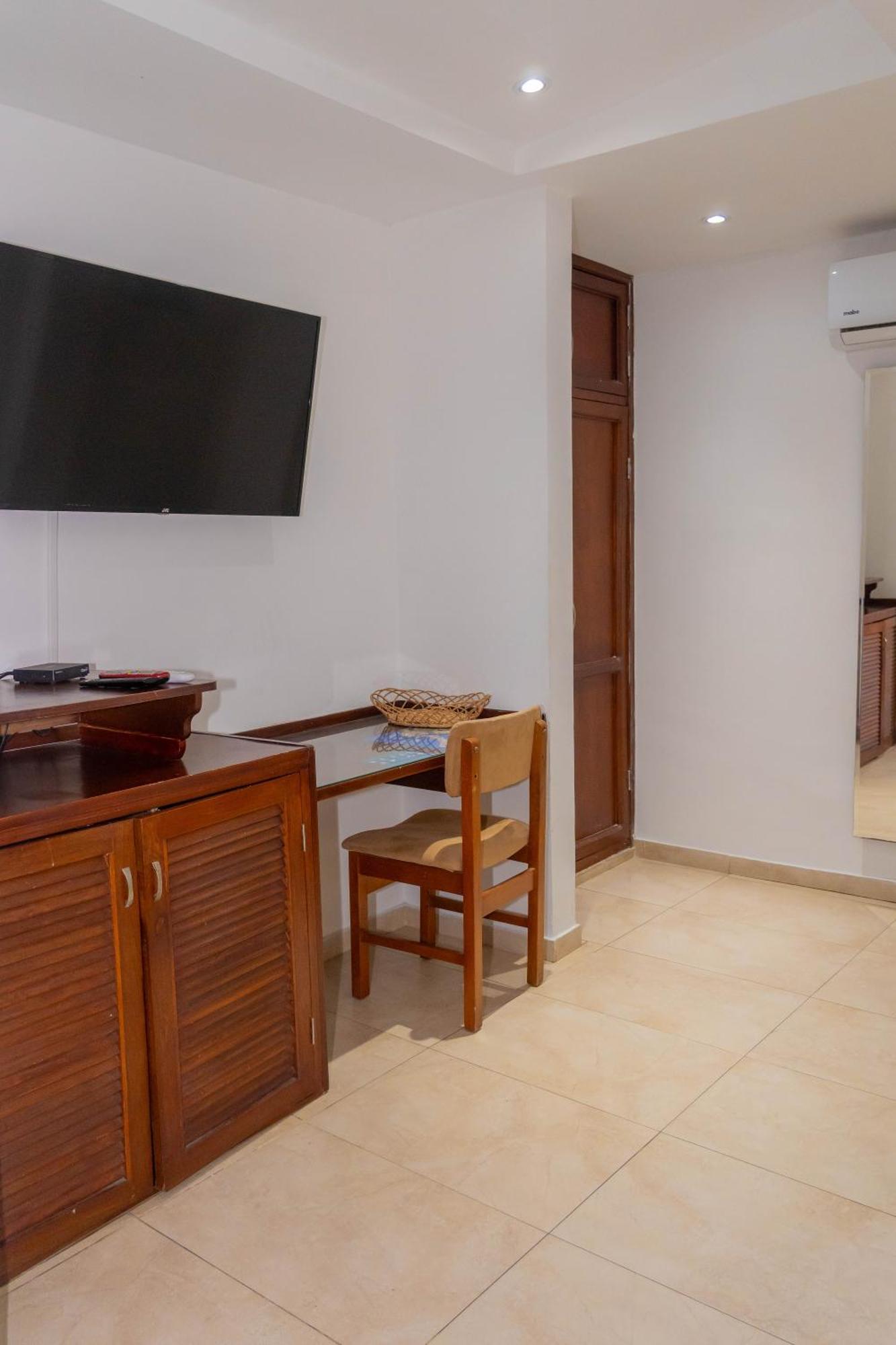 Hotel Coral Reef Cartagena Екстер'єр фото
